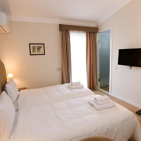 Hotel Hermes Tirana Eksteriør billede