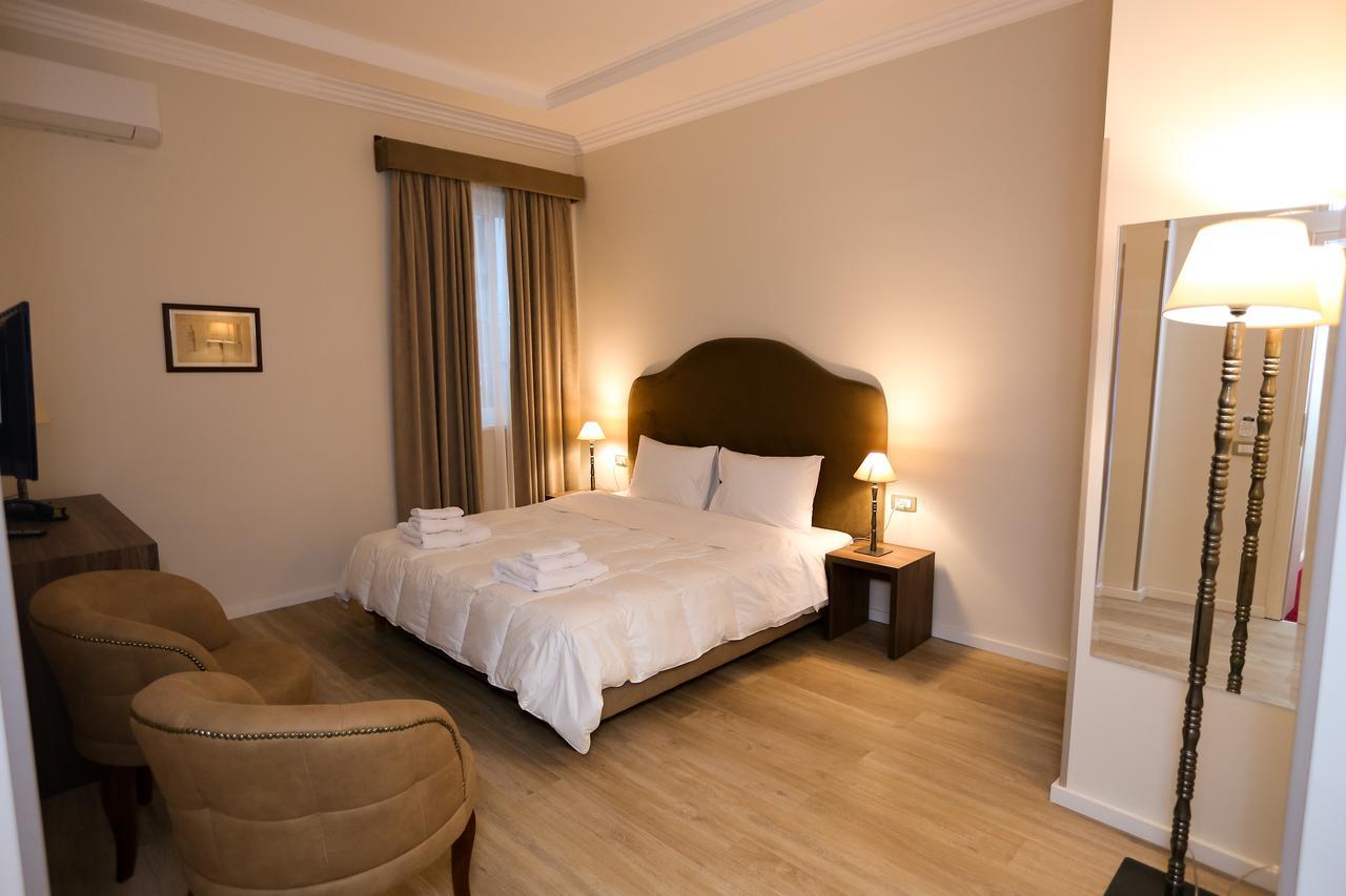 Hotel Hermes Tirana Eksteriør billede